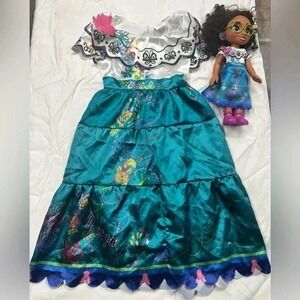 Kids, Disney,‎ Encanto, Maribel costume with doll